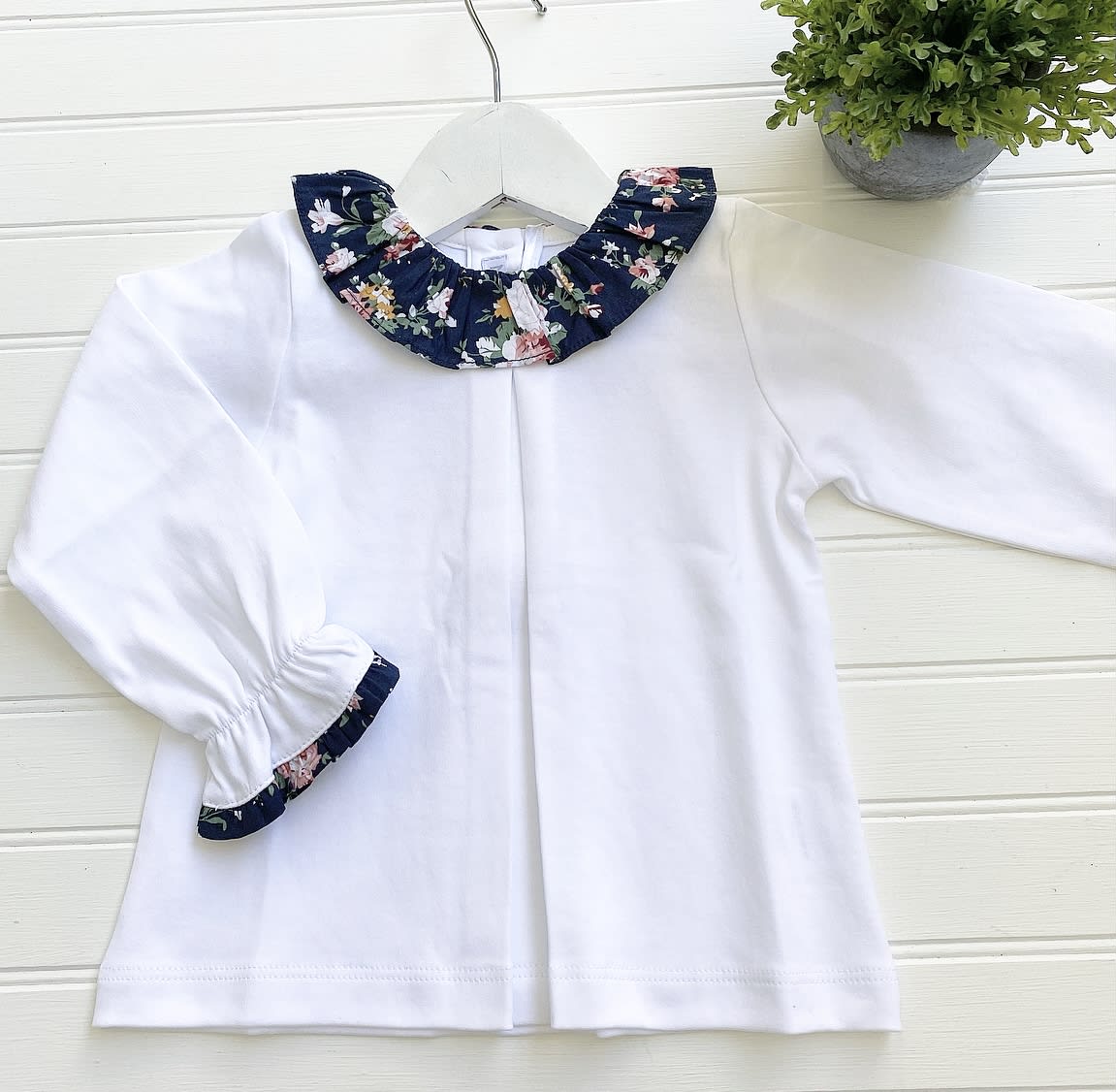 Polera m/l cuello flores