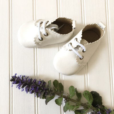 Baby botin hueso bor