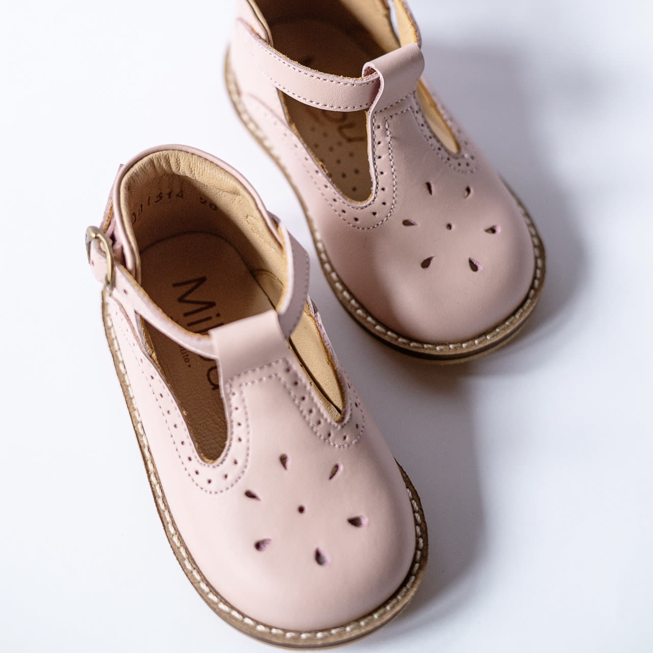Zapato alicia rosa bajo
