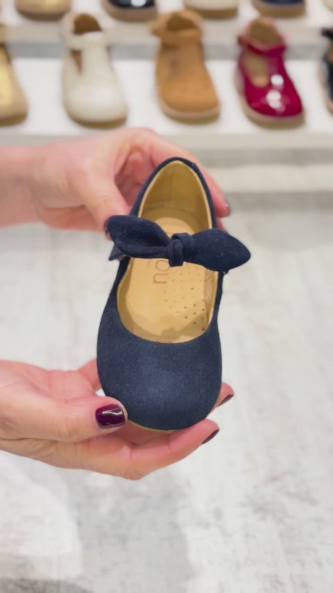 Balerina nudo rnb azul